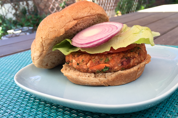 vegan chickpea veggie burger