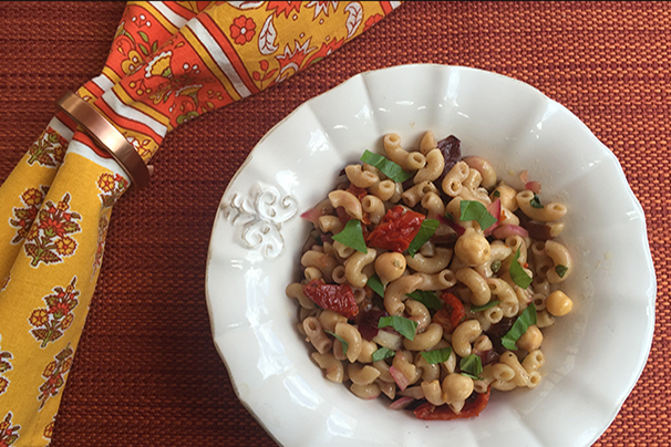 pasta salad with sun-dried tomatoes